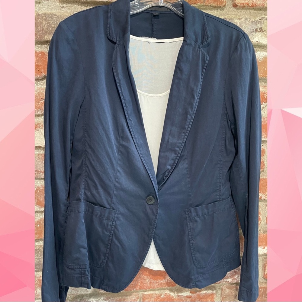 Lightweight blue blazer, full length sleeve.  BLAZER ONLY.